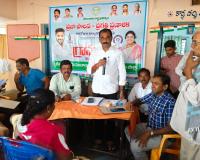 గ్రామాభివృద్ధికి ప్రజల భాగస్వామ్యం కీలకం.