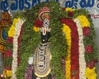 సూర్యకిరణాలతో స్వామివారి పాదాల దివ్య దర్శనం