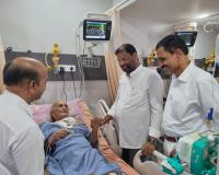 ఎంపీ రవిచంద్ర పరామర్శ