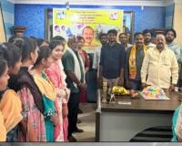 డాక్టర్ పులిపాటి ప్రసాద్ ఆధ్వర్యంలో నారా చంద్రబాబు నాయుడు జన్మదిన వేడుకలు.
