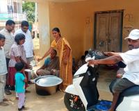 ఆహార పట్టిక  ప్రకారం భోజనం తప్పనిసరి.
