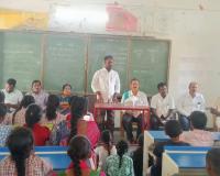 మోజర్ల–మద్దిగట్ల పాఠశాలలో ఉత్తీర్ణత పత్రాల పంపిణీ.