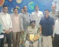 బడి బస్సులు భద్రంగా ఉంచండి.!