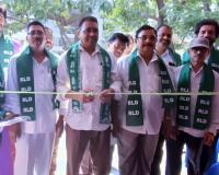 కొట్లాడి సాధించుకున్న తెలంగాణ ఆగమైపోతుంది .