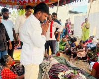 శాలపల్లి గ్రామంలో విషాదం – అందె శ్యామ్ కుటుంబానికి పరామర్శ