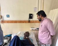 జగత్‌పల్లి సర్పంచ్ పెంటన్న యాదవ్‌ను పరామర్శించిన డా. జిల్లెల ఆదిత్యరెడ్డి.