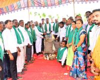 చివరి ధాన్యపు గింజ వరకు కొనుగోలు చేస్తాం.