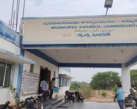 జమ్మికుంట మున్సిపాలిటీలో జీతాల పెంపు పేరిట లక్షల వసూళ్లు..?