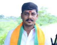 రైతుల కన్నీళ్లకు ప్రభుత్వం సమాధానం చెప్పాలి.