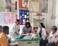 ఆయుష్మాన్ ఆరోగ్య మందిరంలో ఆకస్మిక తనిఖీ.