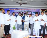 ఉచిత ఆన్లైన్ విద్యను సద్వినియోగం చేసుకోండి - మాజీ ఎంపీ నామ.