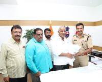 డిజిపిని కలిసిన కూనంనేని.