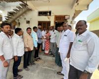 ప్రజల ఇంటి వద్దకే సంక్షేమ సాయం చేరవేసిన ఎమ్మెల్యే.