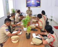 హుజురాబాద్ సబ్ డివిజన్ పోలీసుల పనితీరుకు సీపీ ప్రశంసల జల్లు.