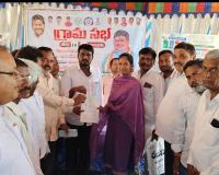 ముల్కనూర్‌లో గ్రామ సభ నిర్వహణ – సీఎంఆర్ఎఫ్ చెక్కుల పంపిణీ.