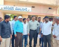 ముల్కనూర్ ఆర్టీసీ బస్ స్టేషన్‌ను సందర్శించిన ఆర్టీసీ ఎండీ నాగిరెడ్డి.