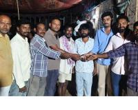 స్నేహితుడి కుటుంబానికి అండగా నిలిచిన టెన్త్ క్లాస్ బ్యాచ్ మిత్రులు.