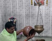 సకాల వర్షాలకై వెల్టూరులో ఘట్టాభిషేకం.