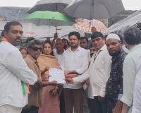ఆరు గ్యారంటీలే కాంగ్రెస్ పనితీరుకు నిదర్శనం.