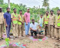 తల్లి జన్మనిస్తే.. మొక్కలు పునర్జన్మ ఇస్తాయి.