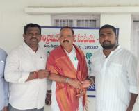 వెల్టూర్ చేనేత సంఘం అధ్యక్షుడు చింతల వెంకటేశ్వర్లకు ఘన సన్మానం.