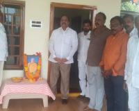 రెండు కుటుంబాలను పరామర్శించిన మంత్రి తుమ్మల.