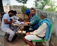 హుజురాబాద్‌లో ఎస్ ఐ ఆర్ సర్వేపై అవగాహన.