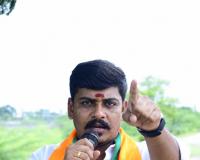 కాంట్రాక్టర్ నిర్లక్ష్యమా..? అధికారుల వైఫల్యమా..? ఎన్ హెచ్ 765డి జి పై ప్రశ్నల వర్షం.