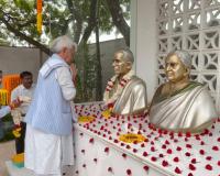 నామ తల్లిదండ్రుల స్మృతి వనాన్ని సందర్శించిన లెఫ్టినెంట్ గవర్నర్.