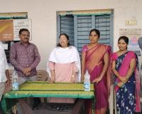 రైతులు నీటి నిల్వకుంటలు ఏర్పాటు చేసుకోవాలి.