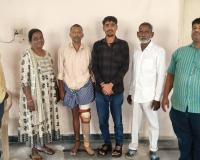 మెరుగు శివకృష్ణ చొరవతో దివ్యాంగుడికి కృత్రిమ కాలు అందజేత.