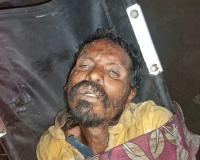 గుర్తుతెలియని వ్యక్తి మృతి.. ఆచూకీ కోసం పోలీసుల ప్రయత్నం.