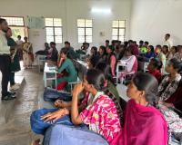 బ్యాంకింగ్‌, ఫైనాన్స్‌, ఇన్సూరెన్స్‌ రంగాలపై విద్యార్థులకు అవగాహన.