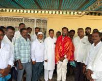 రాజేంద్రప్రసాద్ యాదవ్‌ను సన్మానించిన చిన్నారెడ్డి.