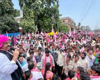 బీఆర్ఎస్ నేతల అరెస్టుపై నిరసన.
