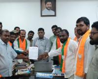 22–ఏ భూముల సమస్యను పరిష్కరించాలి.
