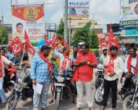 సాయుధ రైతాంగ పోరాట చరిత్రను పాఠ్యపుస్తకాల్లో చేర్చాలి.