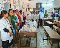 మల్కాపూర్‌లో విద్యార్థులకు భూసార పరీక్షలపై అవగాహన.