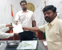 వాయిదా పడిన పరీక్షలకు వెంటనే కొత్త షెడ్యూల్ ఇవ్వాలి.
