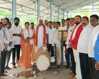 జమ్మికుంట మార్కెట్‌లో కొత్త పత్తి కొనుగోళ్లు.
