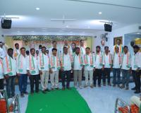 ప్రజల కోసం పనిచేసే వారిని పార్టీ ప్రోత్సహిస్తుంది.