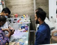 స్టేషన్ ఘనపూర్‌లో మొబైల్ షాపులో చోరీ.