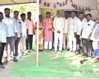 నీట్‌లో ర్యాంకు సాధించిన విద్యార్థినికి రావుల రూ.25 వేల ఆర్థికసాయం.