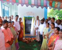ఇందిరమ్మ రాజ్యంలో గుడిసెలకు చోటు లేదు.