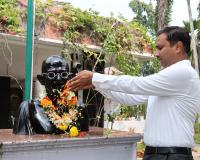 గాంధీజీ అడుగుజాడల్లో నడవడం అందరి బాధ్యత… 