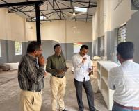 ఘన్‌పూర్‌లో విద్యుత్ పరికరాల మరమ్మతు కేంద్రం నిర్మాణ పనుల పరిశీలన.