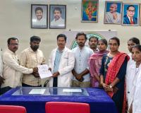 నిరవధిక సమ్మెకు ఎన్‌హెచ్‌ఎం ఉద్యోగుల సమాయత్తం.