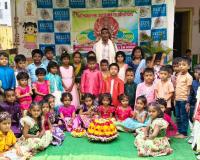 కరీంనగర్ కిడ్స్ కేర్ స్కూల్‌లో ఘనంగా బతుకమ్మ సంబరాలు.