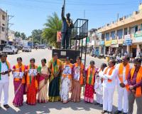 మహిళలకు న్యాయం ఏదీ? రాహుల్‌ గాంధీ సమాధానం చెప్పాలి.
