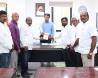 ఘనపూర్‌లో దసరా సందడి.. భారీ రావణ దహనానికి ఏర్పాట్లు ముమ్మరం!